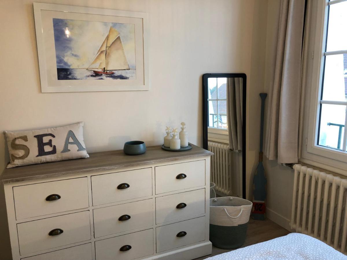 Bel Appartement Plein Centre 100M De La Mer Merville-Franceville-Plage Exterior photo